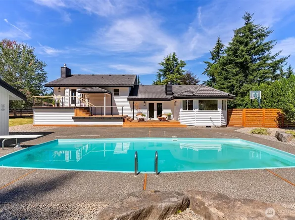 25717 SE 398th Street, Enumclaw, WA 98022