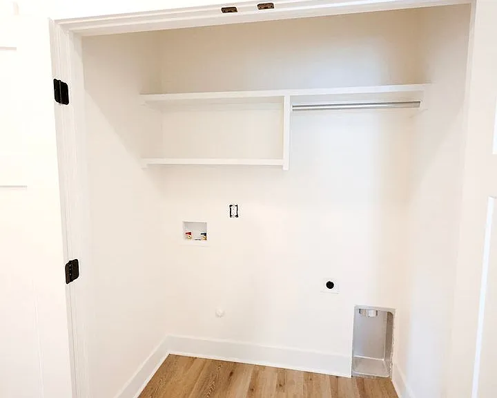 522 E Briarbrook Ln — Photo 15