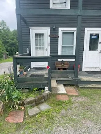 21 Cottage St #B Photo 1