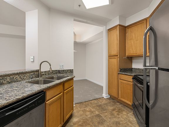 4th image of 435 N 2nd St Unit 318