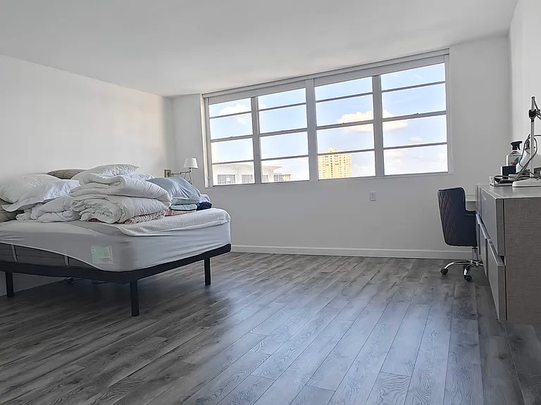 825 Brickell Bay Dr #2042 — Photo 9