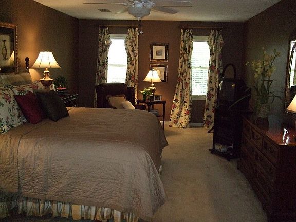 Large master suite with sitting area