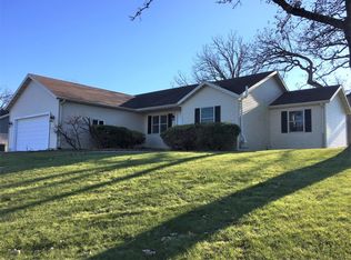 337 Oak Ridge Dr, Darien, WI 53114