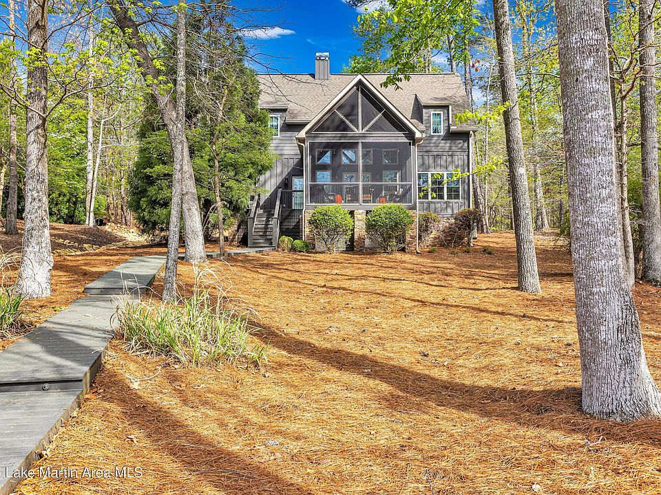1st image of 143 Pine Needle Ln