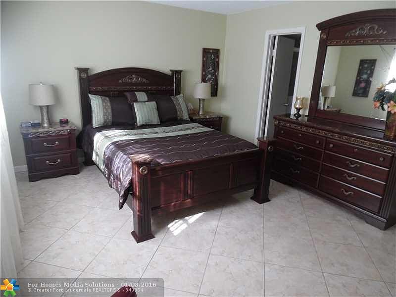 Meadowbrook Lakes Apartments Condominiums Dania, FL Zillow
