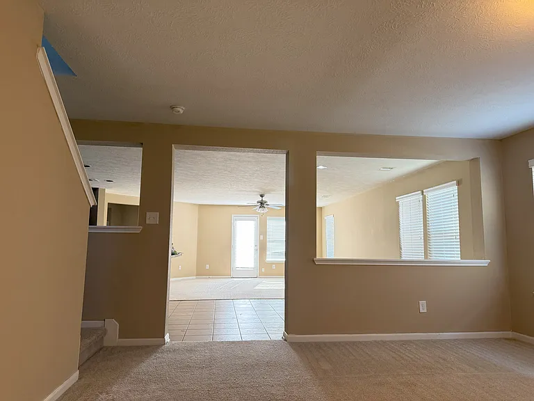 2914 Acorn Oaks Dr — Photo 10
