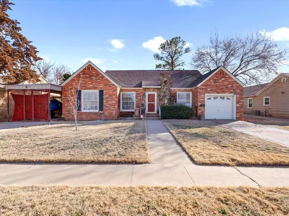 714 E Tate St, Brownfield, TX 79316