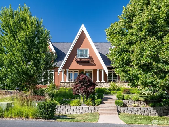 1047 SE Crestlane Drive, College Place, WA 99324