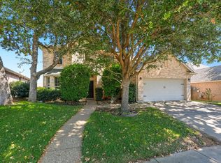9205 Marble Falls Dr, Arlington, TX 76002