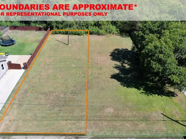 1215 S Montgomery St, Sherman, TX 75090
