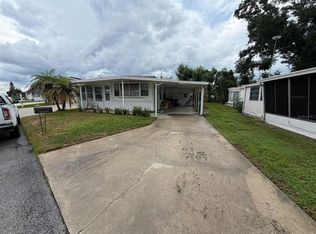 112 Holiday Ln, Auburndale, FL 33823