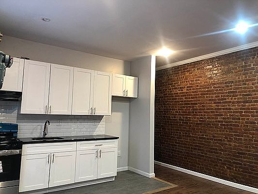 2nd image of 551 W 170th St #22A