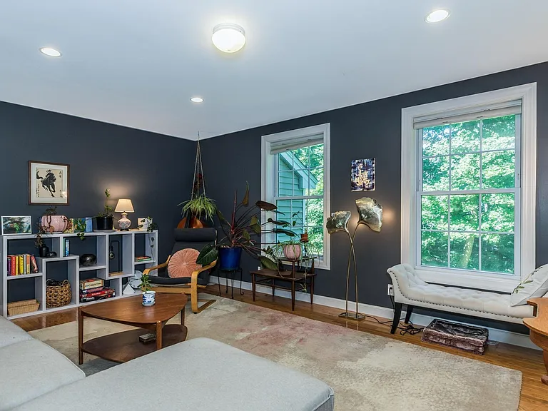 12 Woodside Rd — Photo 12