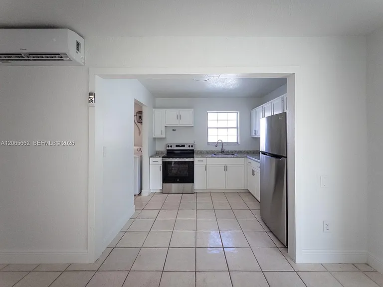 27913 SW 131st Ave — Photo 8