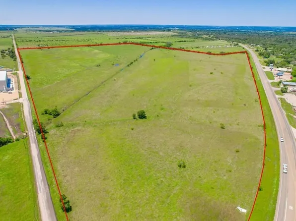 S Highway 183, Briggs, TX 78608