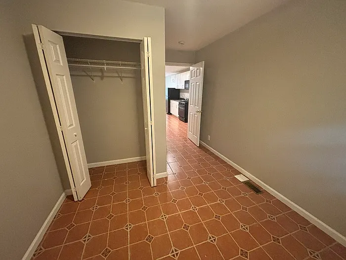1 bed, 1.0 bath, $1,100 — Photo 4