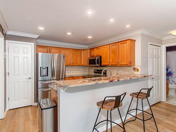 4th image of 5101 Tamara Cir