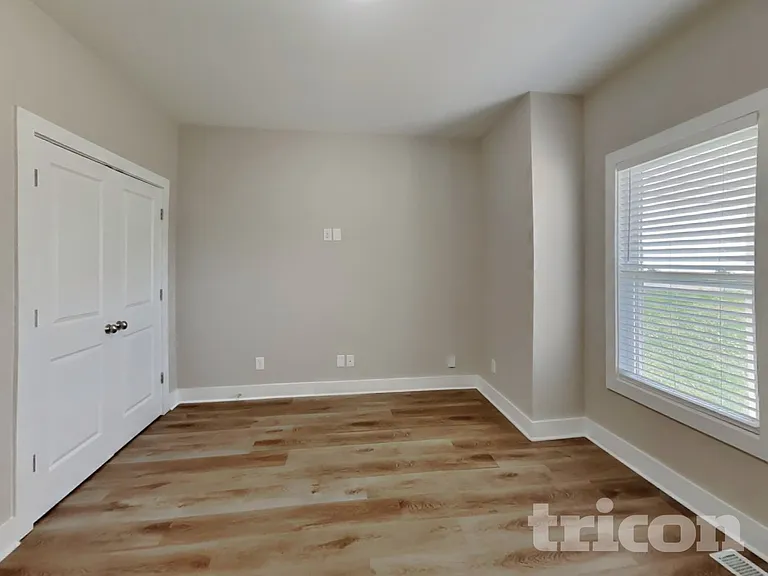 1765 Bridgecrest Dr — Photo 11