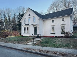 129 Lincoln Ave, Gardiner, ME 04345