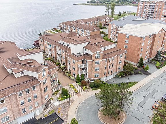 2nd image of 40 Waterfront Dr #304