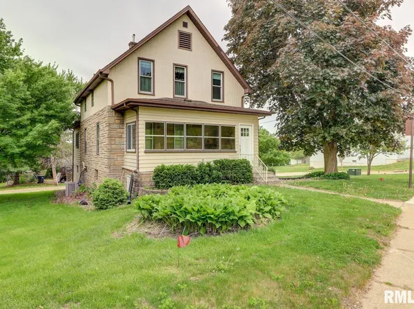 1845 S Bluff Blvd, Clinton, IA 52732