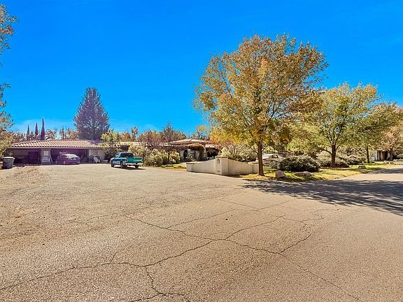 5th image of 600 Camino Real Ave