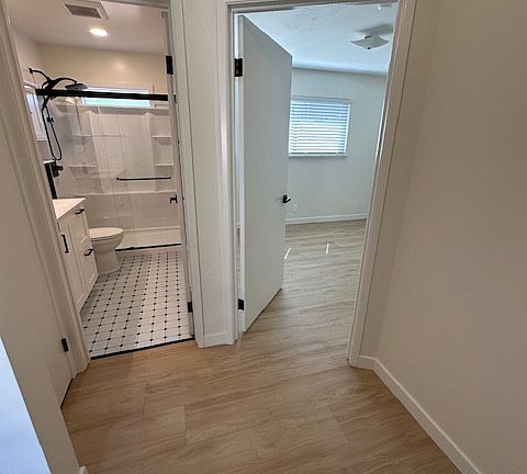 3rd image of 1909 San Ramon Ave APT 3