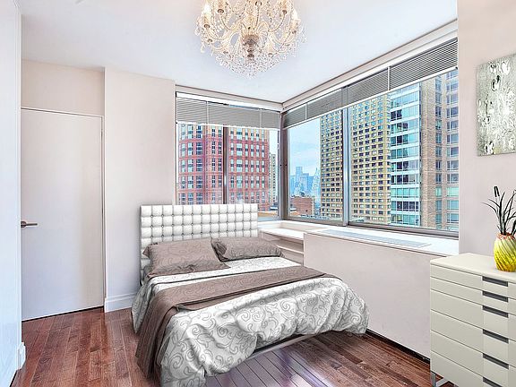 5th image of 111 W 67th St APT 21N