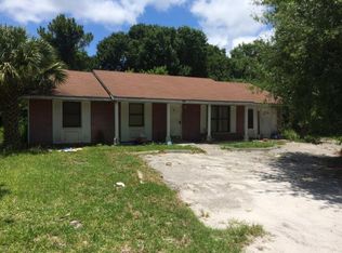 855 8th Ct SW, Vero Beach, FL 32962