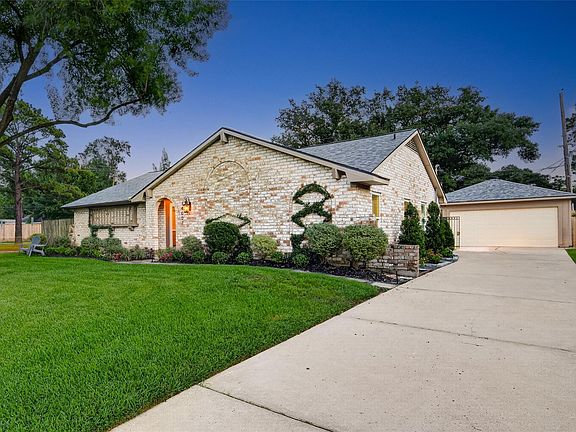 3rd image of 14003 Britoak Ln