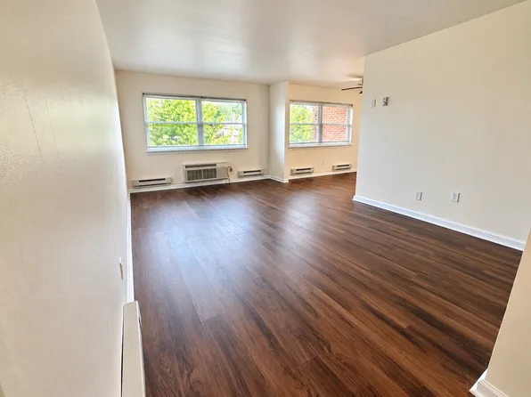 15 Carroll Ave #E70, Glenside, PA 19038