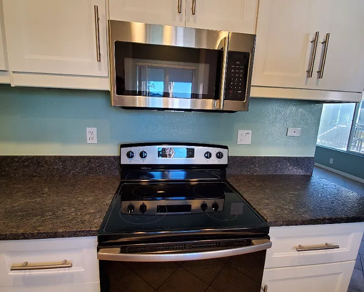 4246 Van Dyke Ave #7 — Photo 9