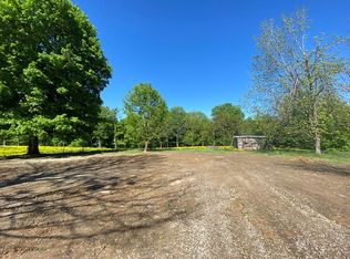 127 Crane Rd, Cave City, KY 42127