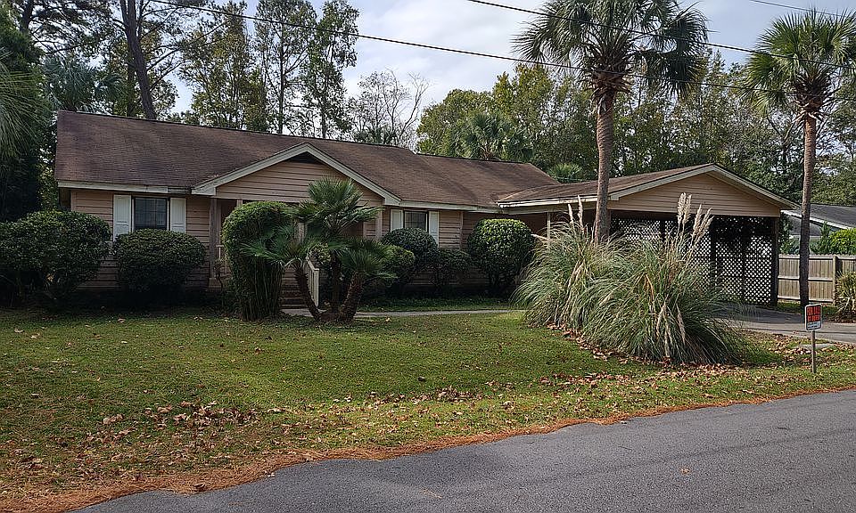 1531 Kentwood Circle