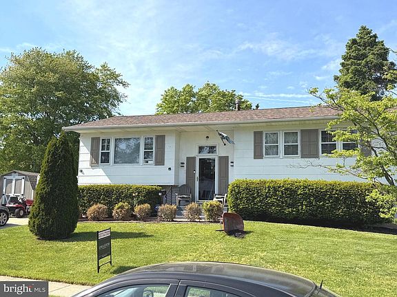 2nd image of 26 Alwyn Rd