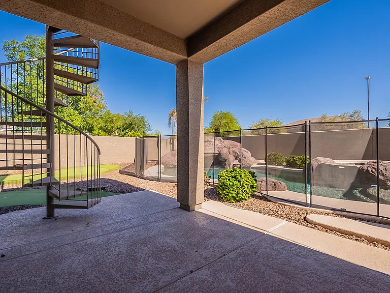 2956 S Birch Ct — Photo 72
