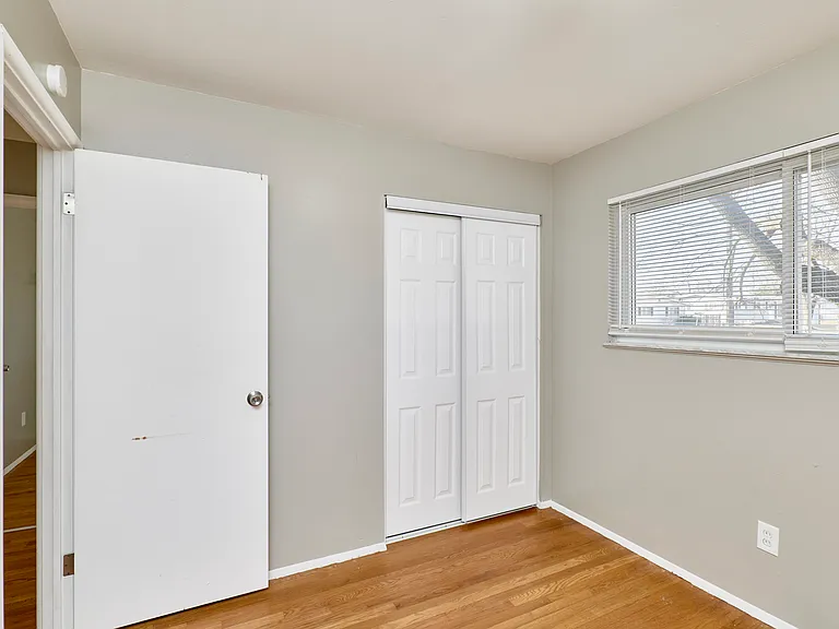 495 Versailles Dr — Photo 14