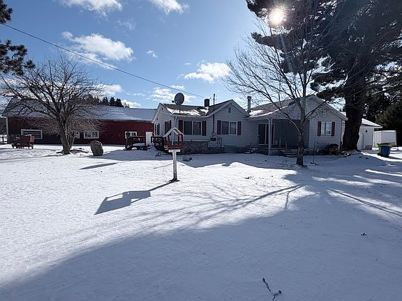 3rd image of 1050 W Burdell Rd