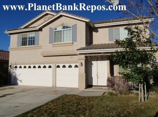 5886 Forest Oaks Pl, Fontana, CA 92336