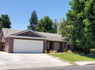 5519 Tahoe Pines Rd, Bakersfield, CA 93312
