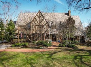 840 W 55th St, Kansas City, MO 64113