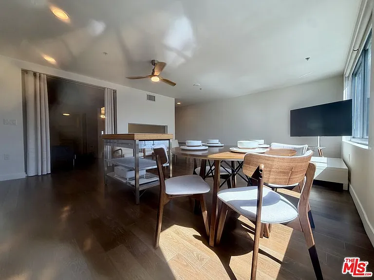 901 S Flower St #613 — Photo 9