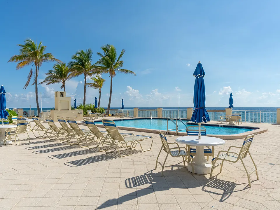 3475 S Ocean Blvd #508