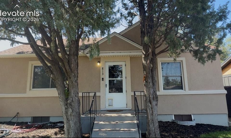 1st image of 813 E Las Animas St