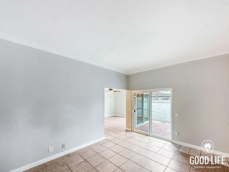 21714 Lake Vista Dr — Photo 8