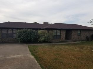 519 Preston Rd, Pottsboro, TX 75076
