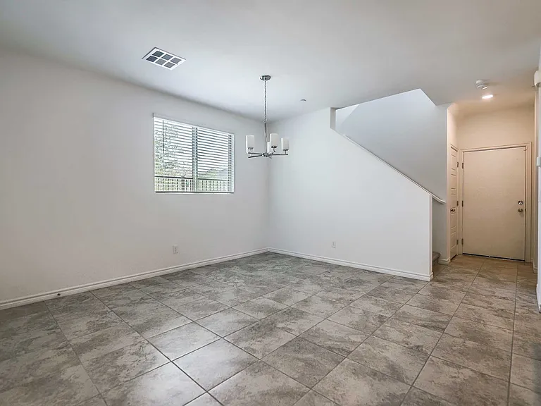 6478 Silver Estates Ave — Photo 4