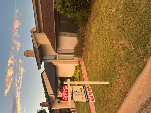 2620 Sunset Dr, San Angelo, TX 76904