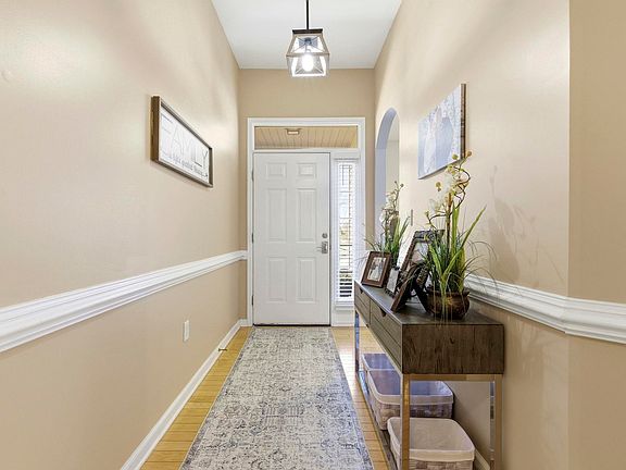 4th image of 4059 Grousewood Dr.