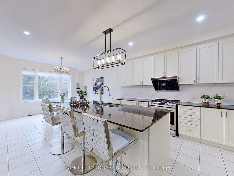 75 Mitchell Pl — Photo 13